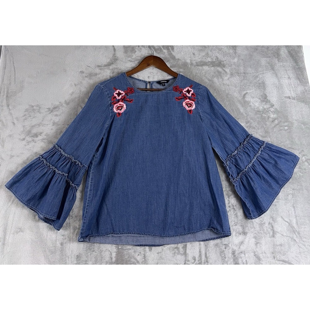Express Women's‎ M Chambray Embroidered Rose Floral Boho Bell Sleeve Blouse Top